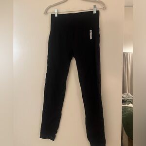 Gymshark leggings- cute cut out details